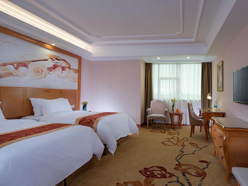 Vienna Hotel Dongguan Hengli Zhongshan Road Exterior photo